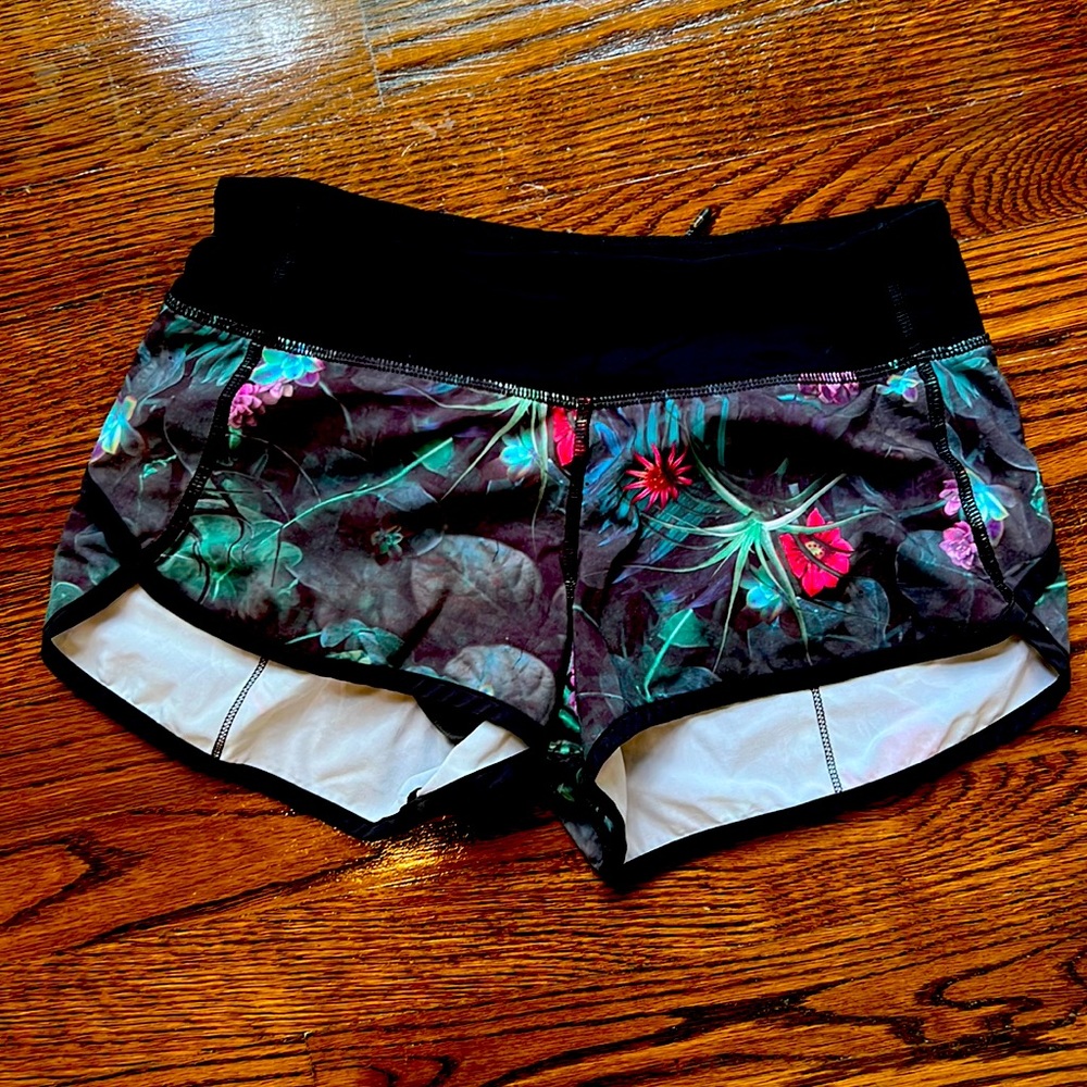 Lululemon speed shorts curious jungle pattern